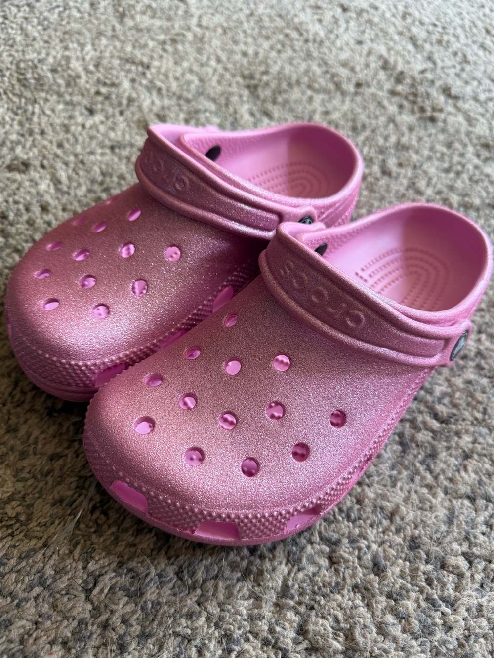 CROCS Kids Glitter Clog in Sparkling Pink